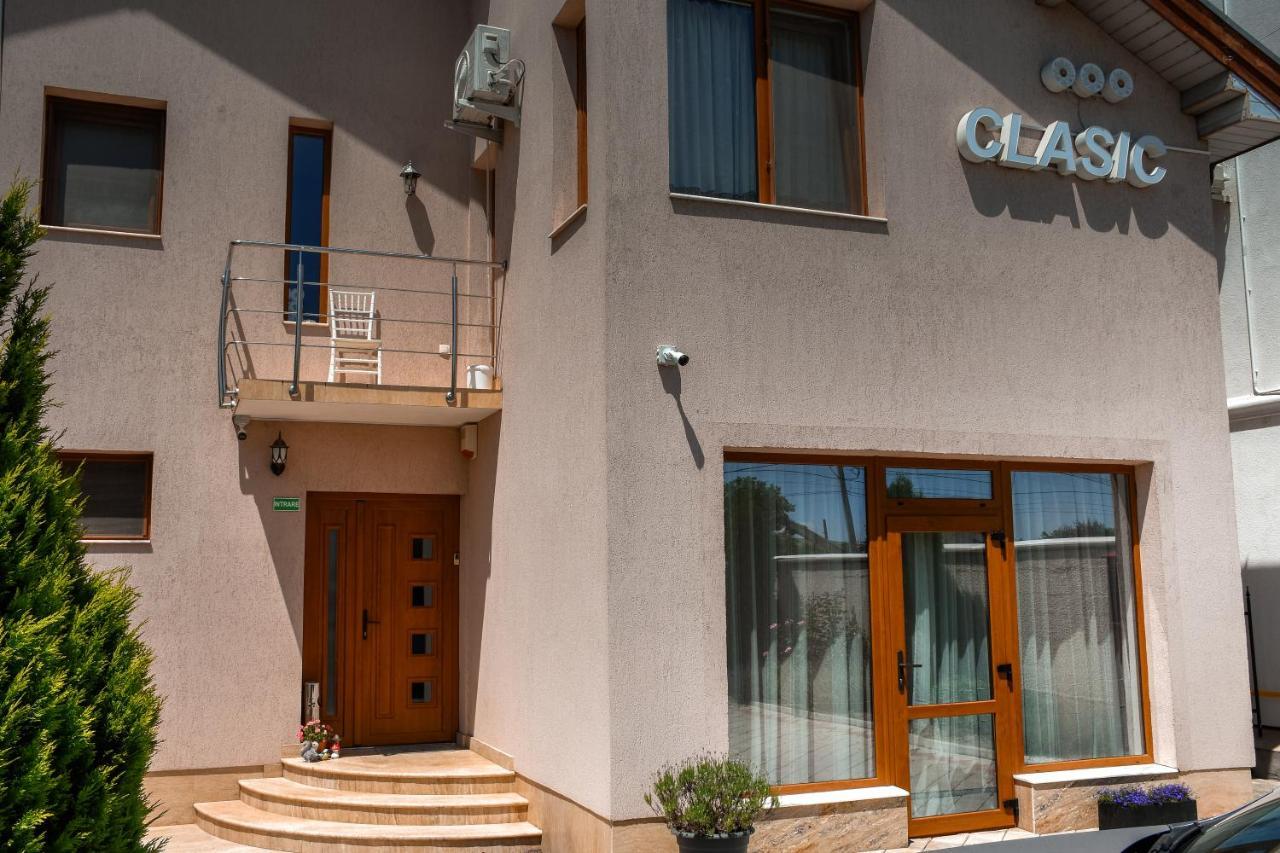 Pensiunea Clasic Hunedoara Pestisu Mare Exterior photo